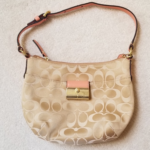 Coach purse - Picture 3 of 8